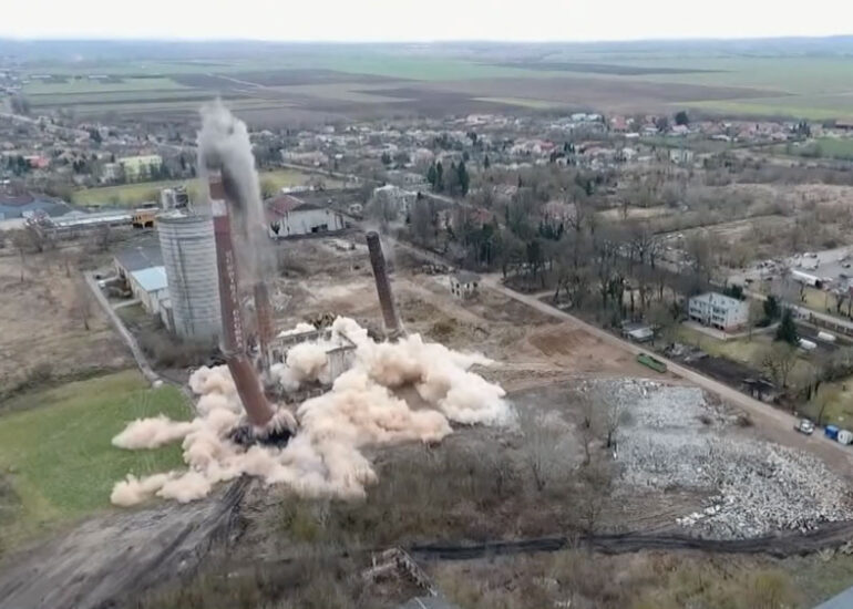 Demolacne-prace-kominy